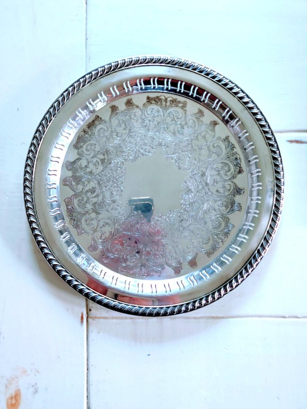 VTG Wm A Rogers Oneida Silverplate Serving Platter 12" Round Engraved Floral